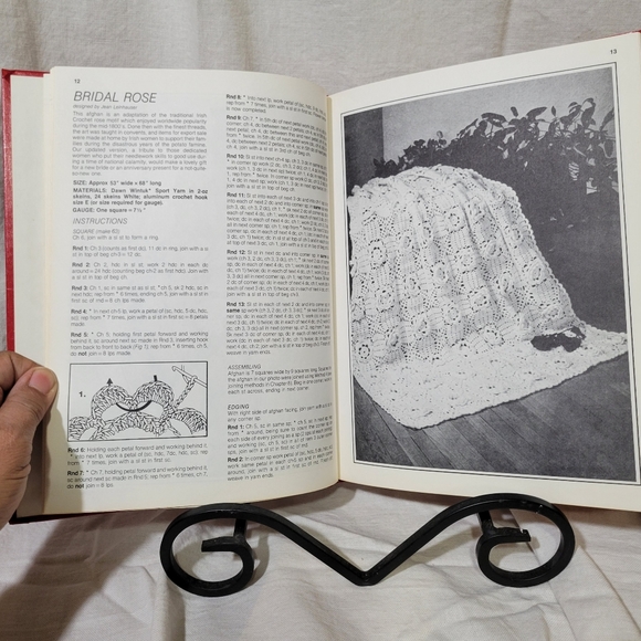 Vintage "The Great Granny Crochet" instructional Hardcover Book - Picture 11 of 14